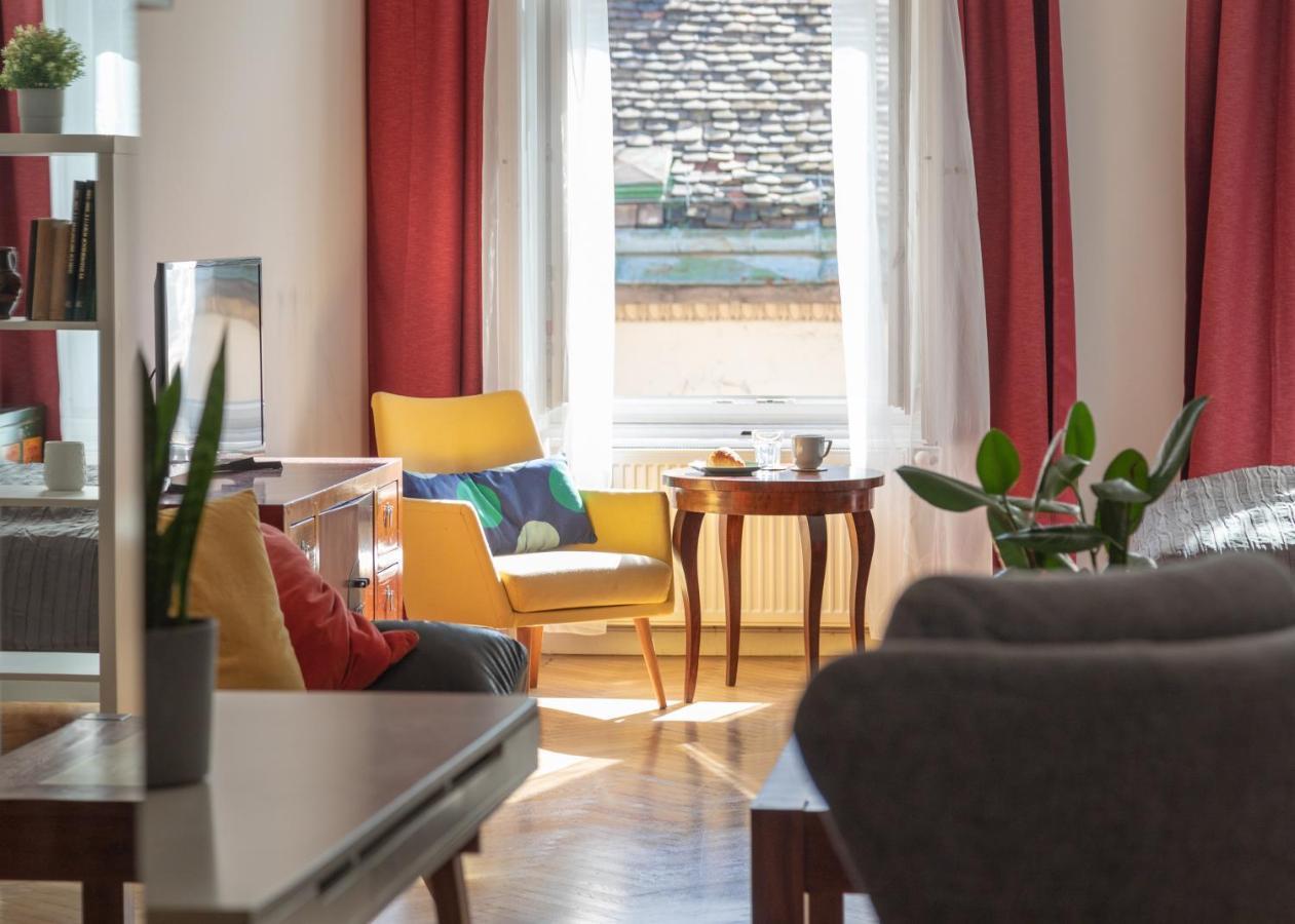 Bright & Spacious Loft With Basilica View Boedapest Buitenkant foto