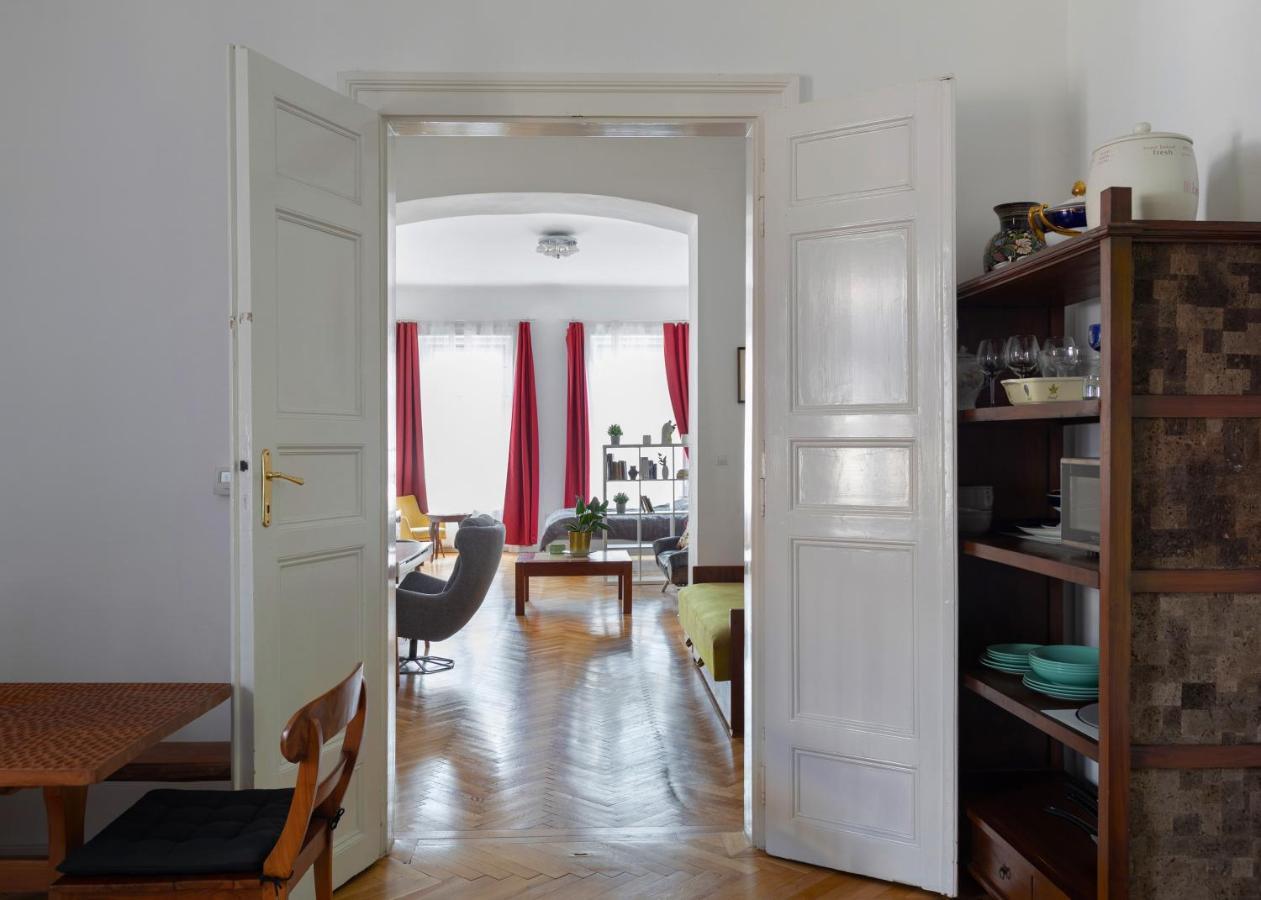 Bright & Spacious Loft With Basilica View Boedapest Buitenkant foto