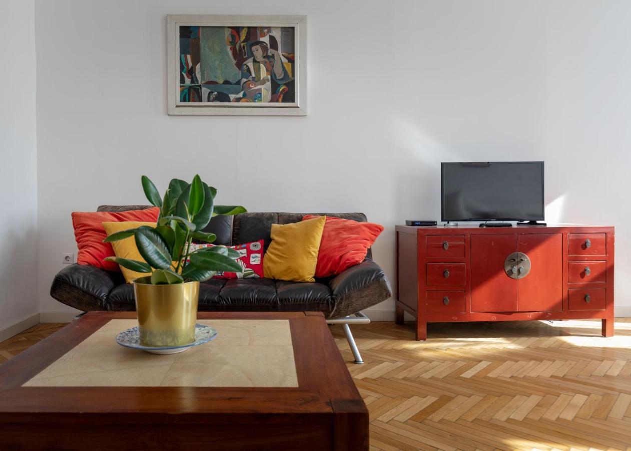 Bright & Spacious Loft With Basilica View Boedapest Buitenkant foto